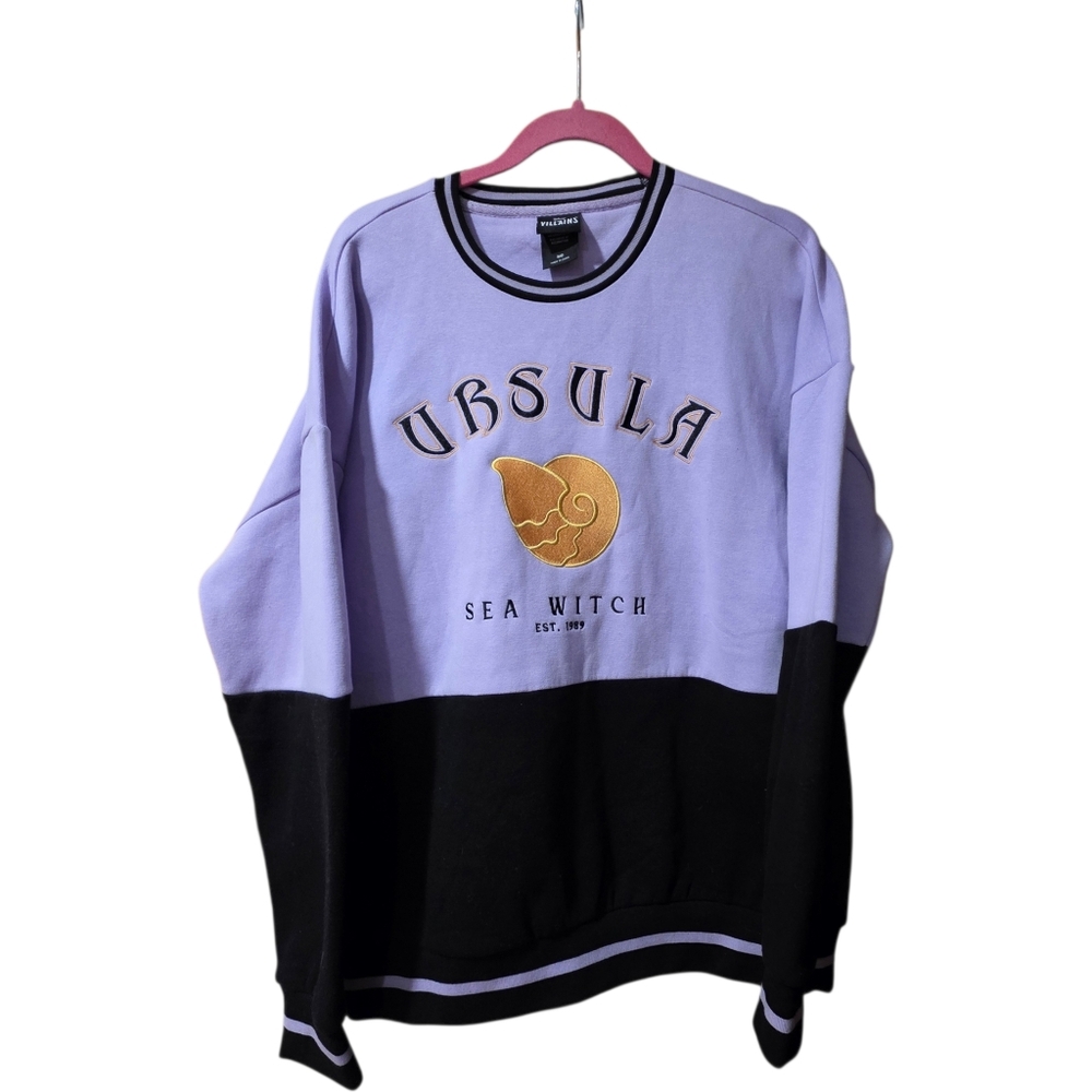 Boxlunch Disney Villians The Little Mermaid Ursula Medium Crewneck Sweater